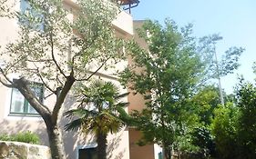 Accomodation Suran